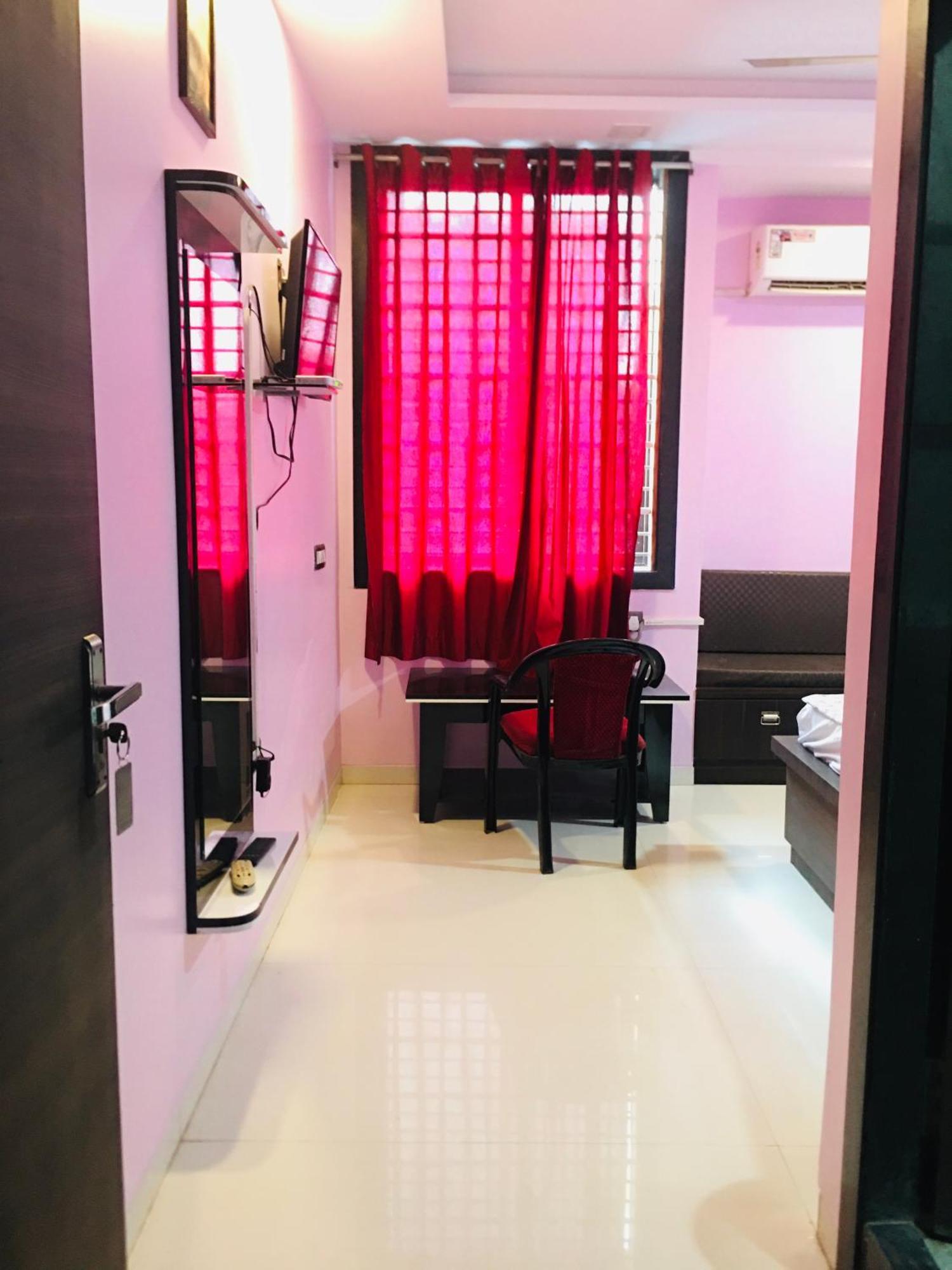 Chanda Palace Guest House Hazaribag Exterior foto