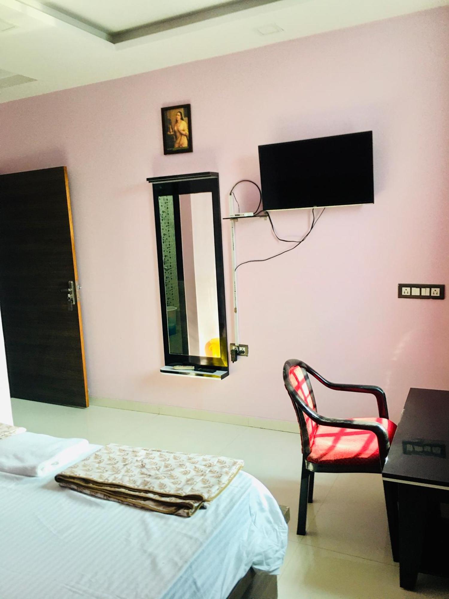 Chanda Palace Guest House Hazaribag Exterior foto